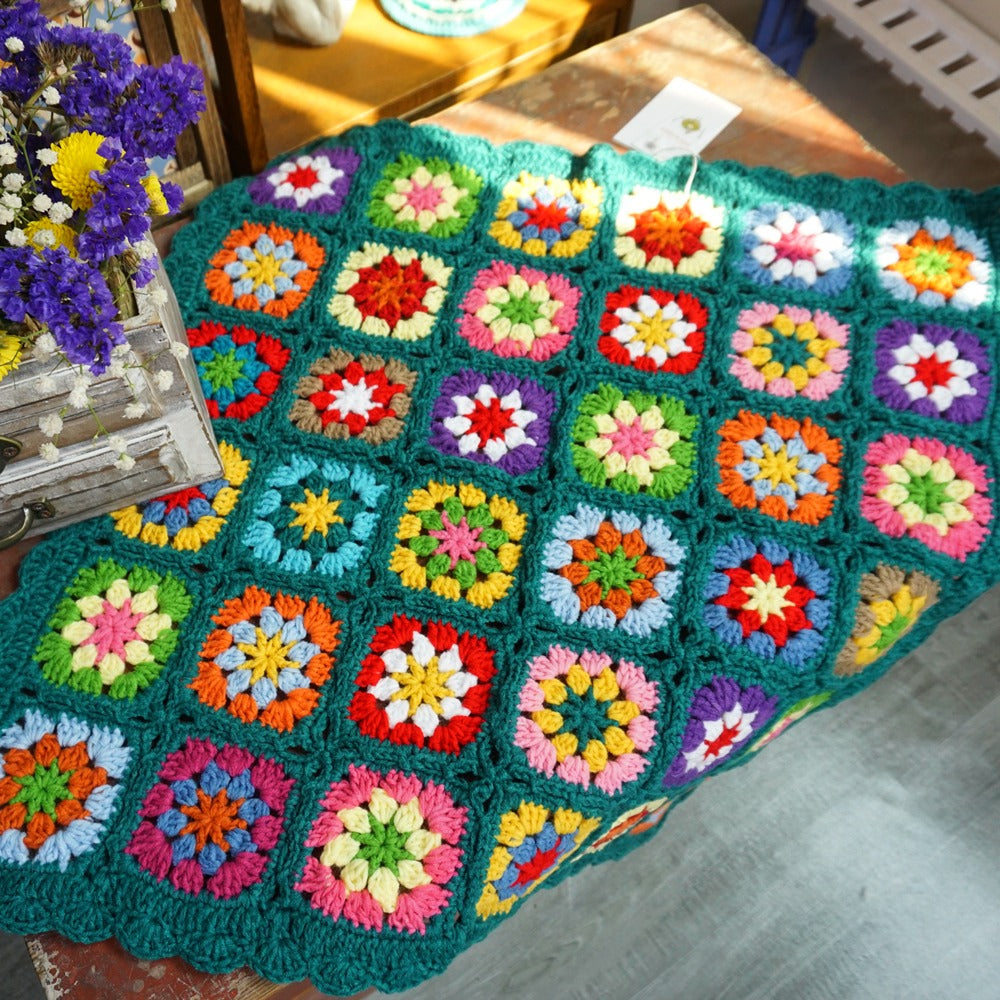 Blingcute | Colourful Daisy Crochet Blanket - Blingcute