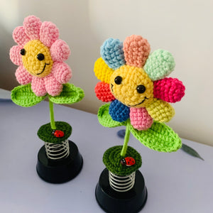 Blingcute | Crochet Smiley Face Sunflower | Dashboard Toys for Cars - Blingcute