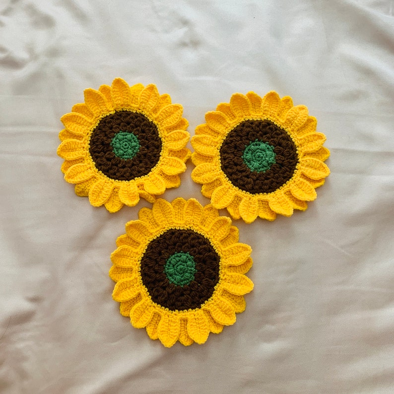 Blingcute | Crochet Sunflower Coaster | Handmade Home Decor - Blingcute