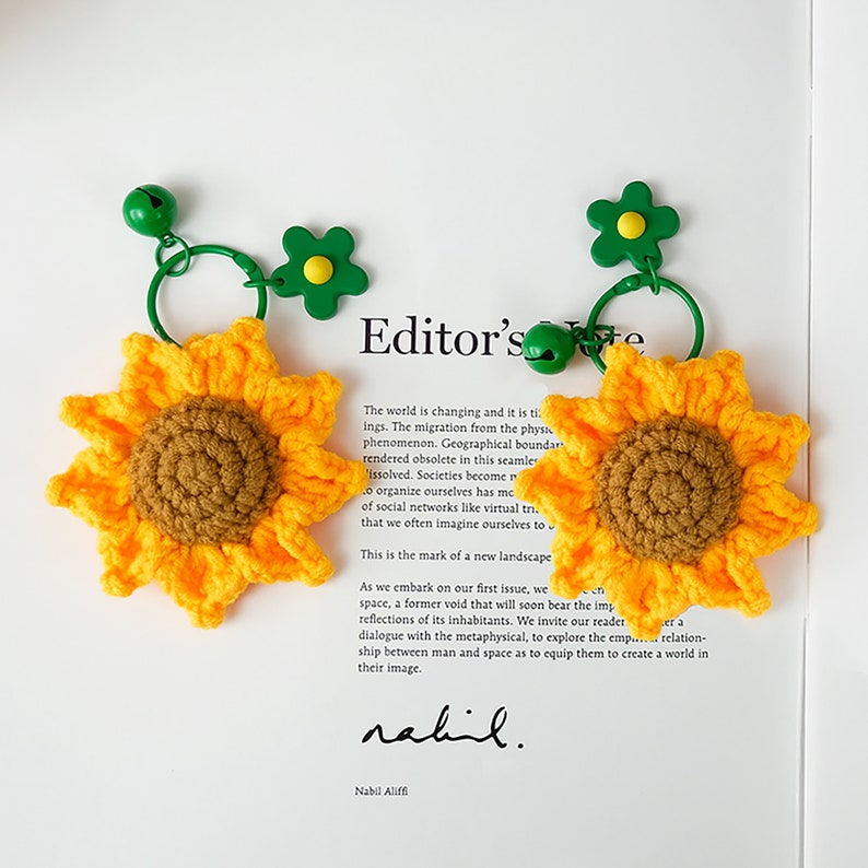 Blingcute | Sunflower Keychain | Handmade Bag Pendant - Blingcute