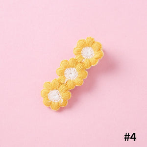 Blingcute |  Knit Floral Baby Girl Hair Clip - Blingcute