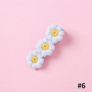 Blingcute |  Knit Floral Baby Girl Hair Clip - Blingcute
